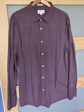Club Room Men's Burgundy Micro-Pattern Button-Down Shirt